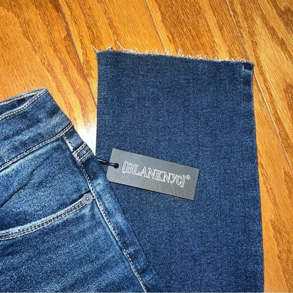 NWT Blank NYC The Madison High Rise Crop Dark Wash Jeans Raw Hem Size 25 - Picture 8 of 12